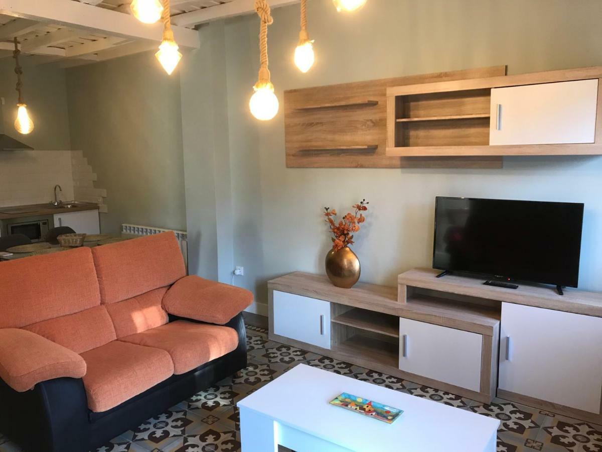 Apartamento Charcos de Gredos Arenas de San Pedro Exterior foto