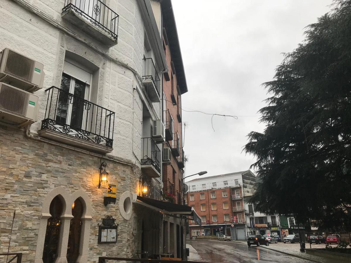 Apartamento Charcos de Gredos Arenas de San Pedro Exterior foto